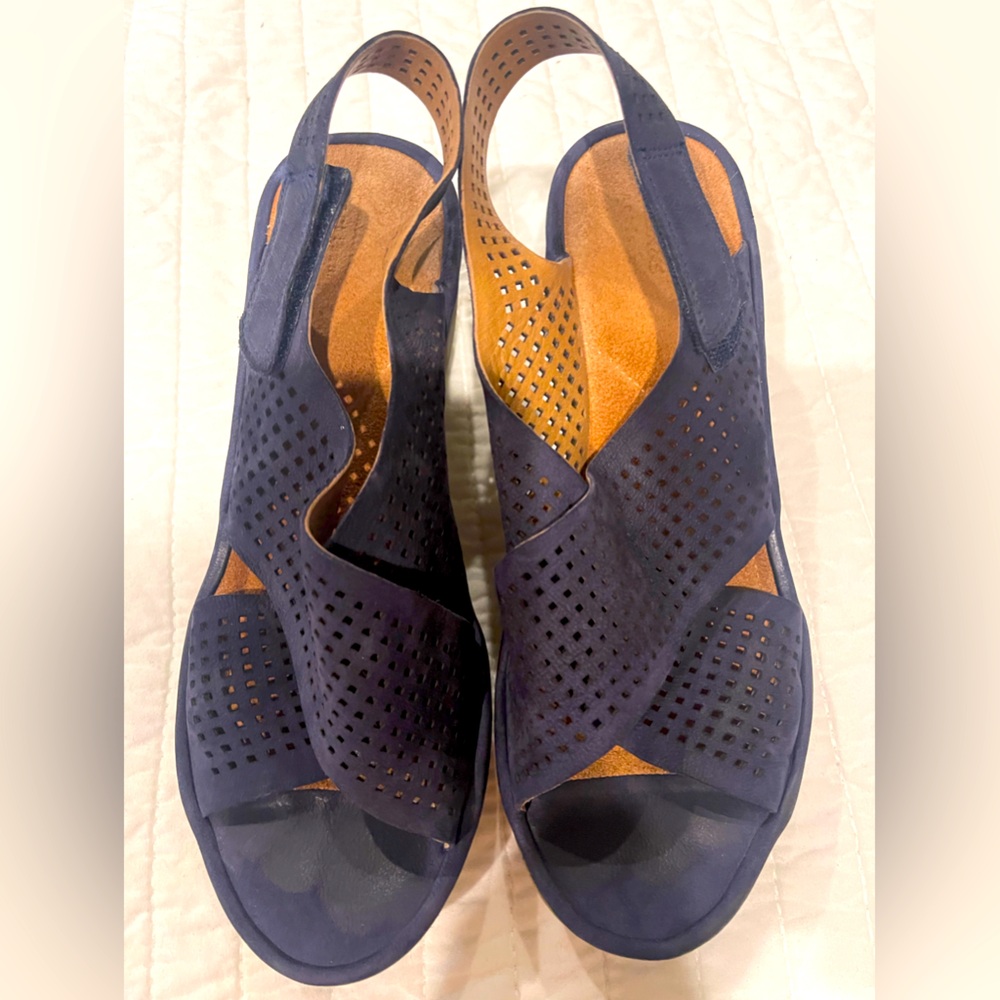 Clarks Wedges with Velcro straps size 9 navy